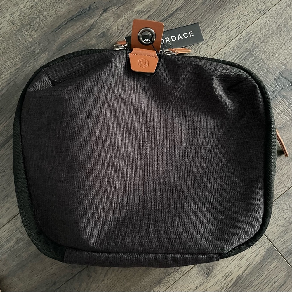 NWT Compression Packing Cube
